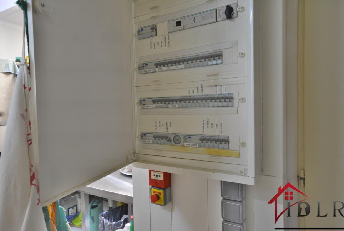 f605dba5